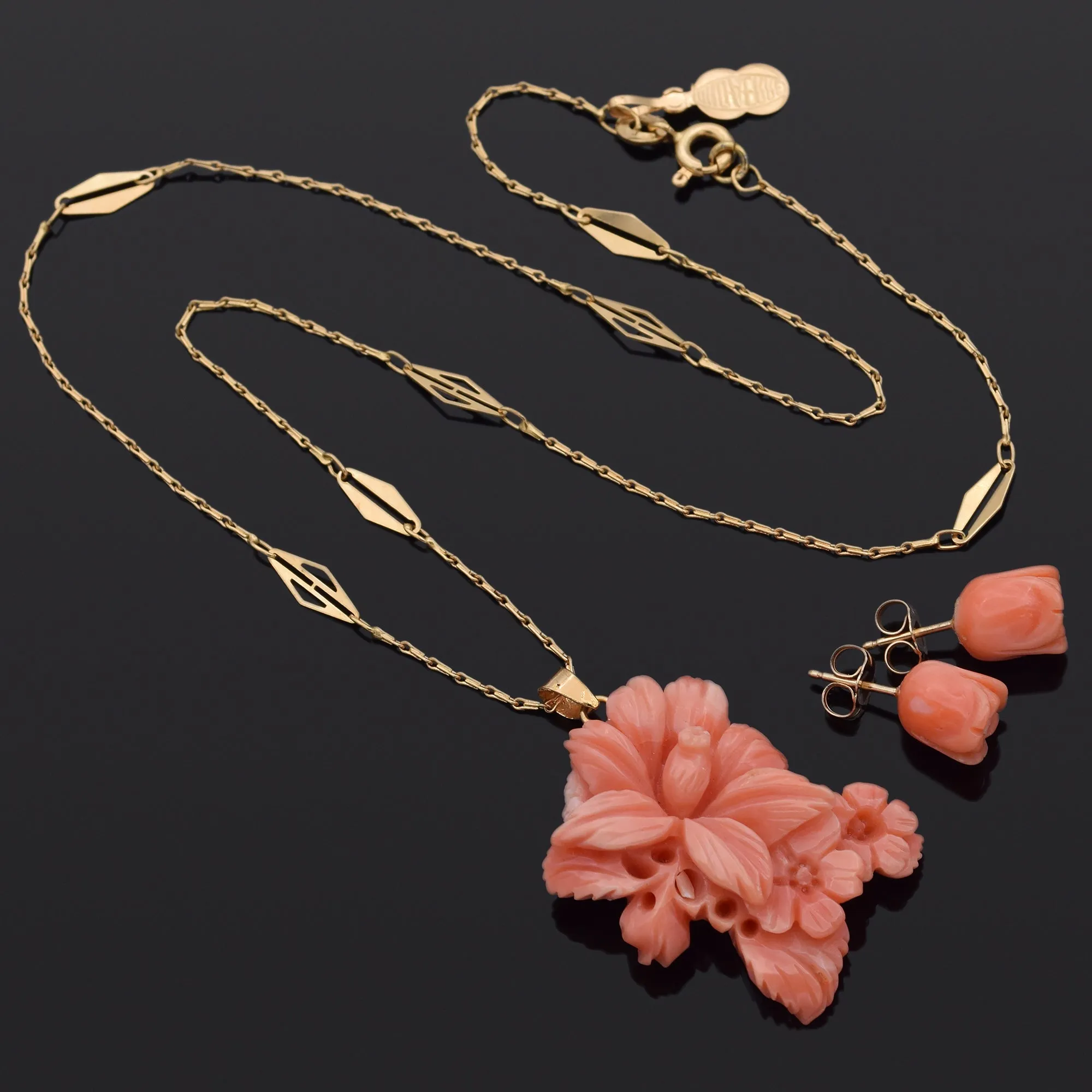 Carved Salmon Coral 14K Gold Earrings & GF Pendant   UnoAErre 18K Chain Necklace