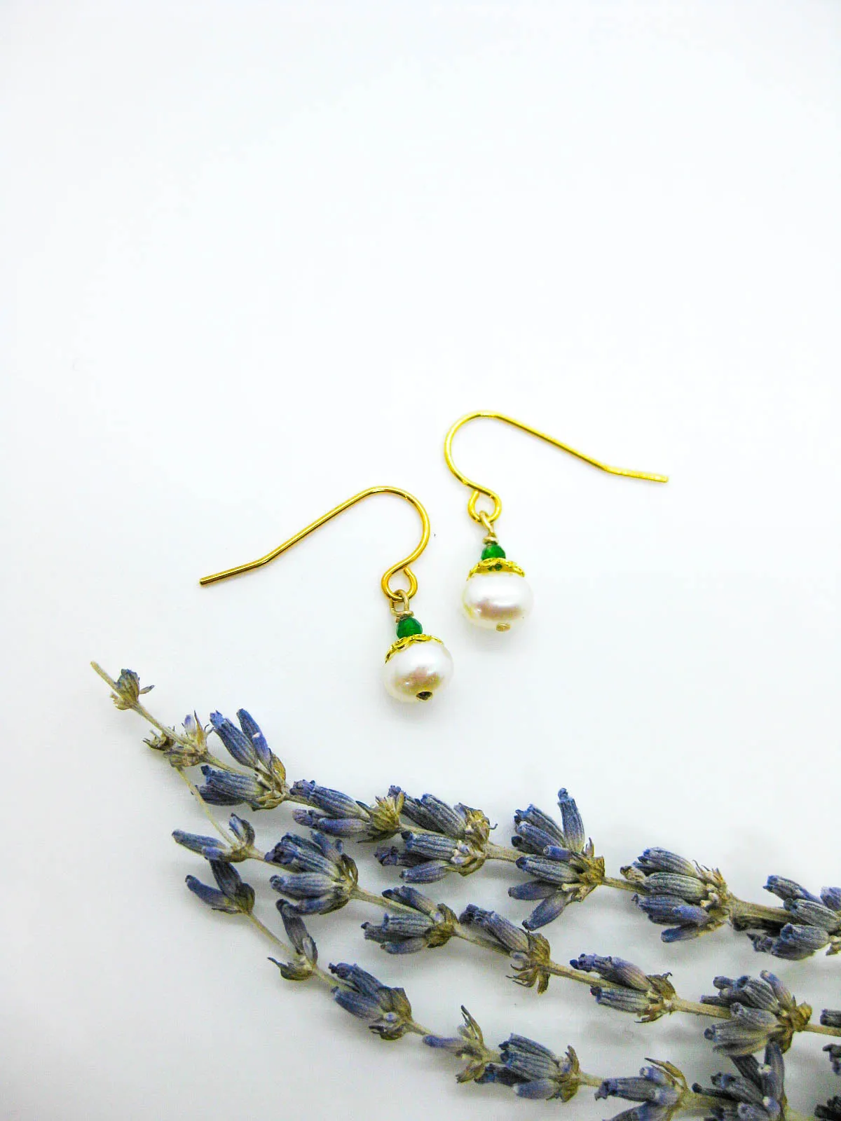 Heather: Jade Pearl Earrings - e598