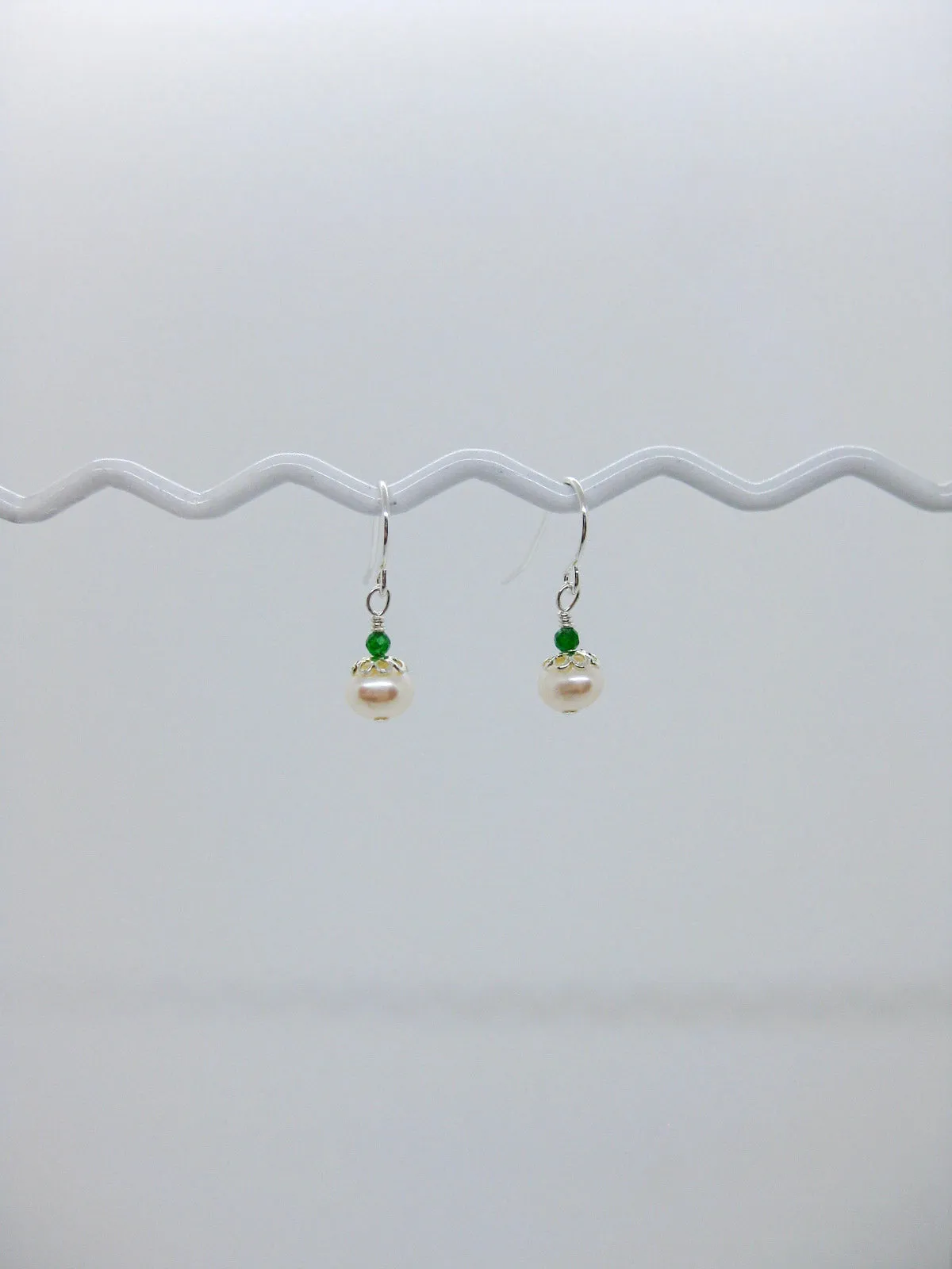 Heather: Jade Pearl Earrings - e598