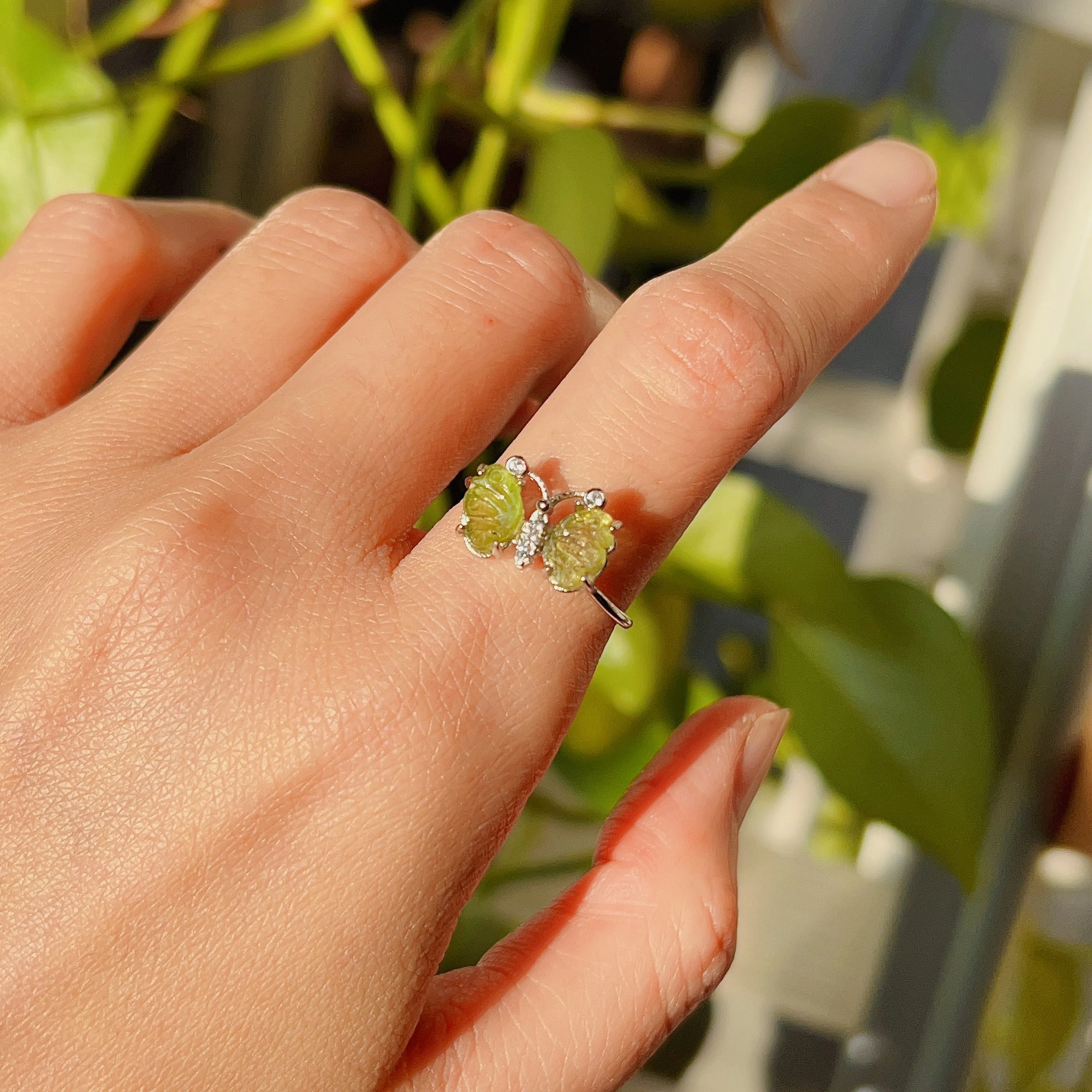 High-quality Rainbow Tourmaline Butterfly Ring Sterling Silver with 18K White Gold Plated