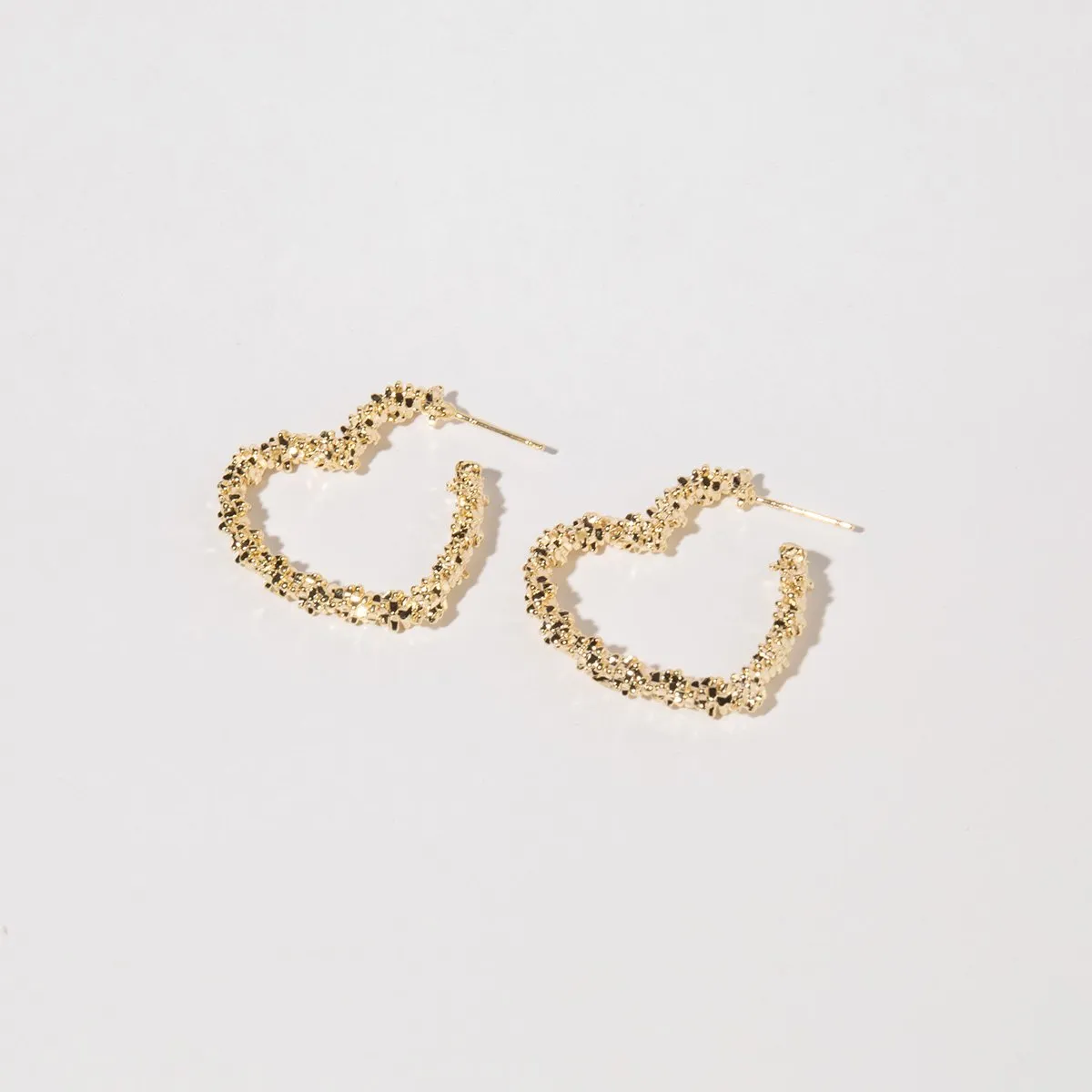 Hollow Out Heart Earrings