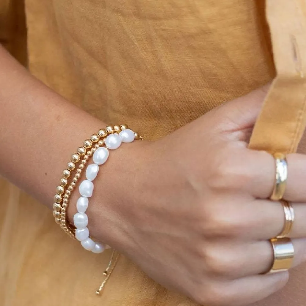 Keilani White Pearl Bracelet