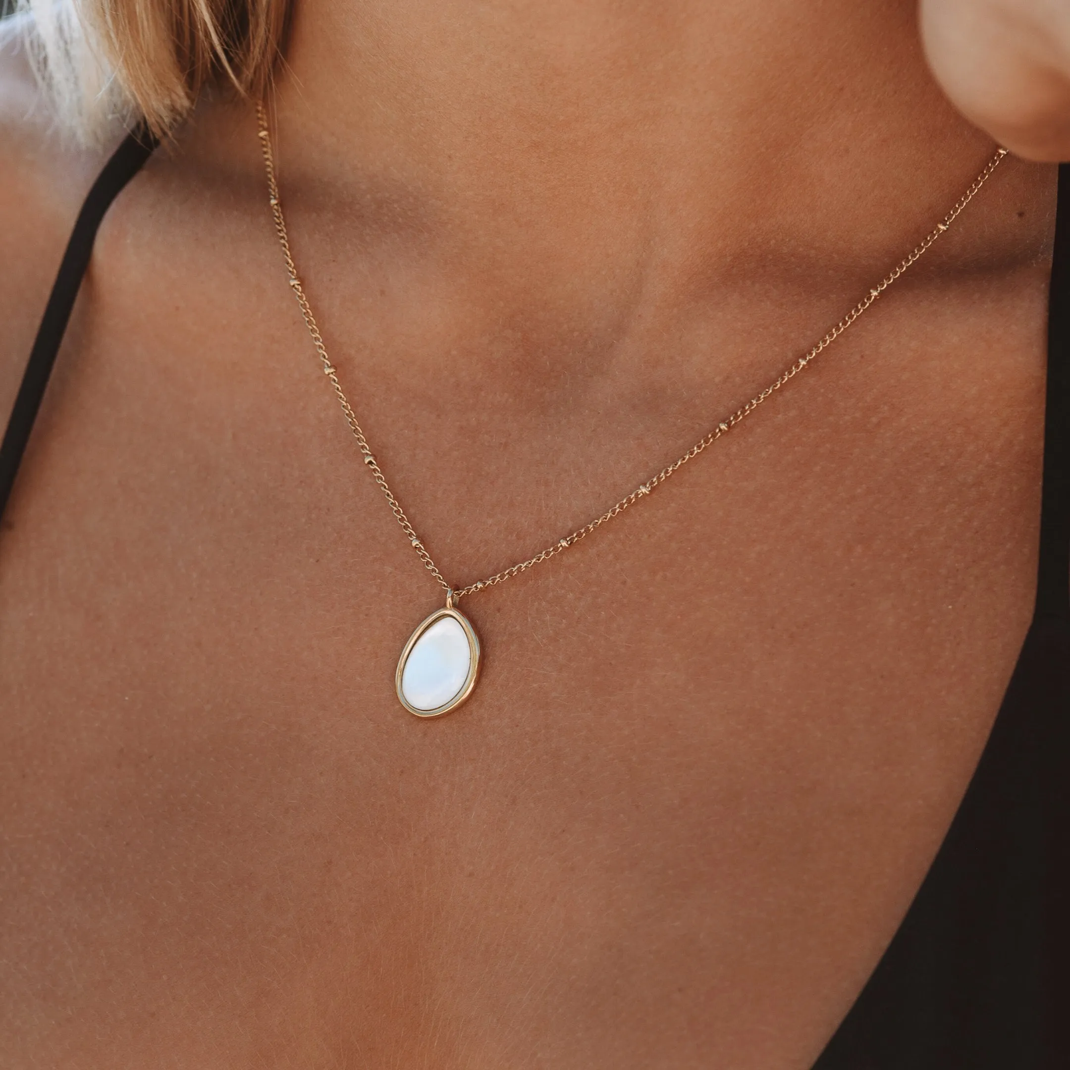 Luna Necklace