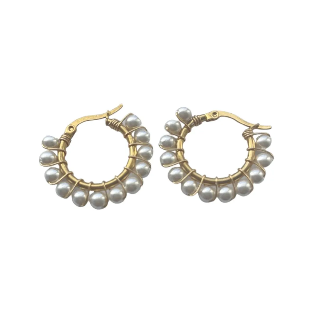 MANU PEARL EARRINGS