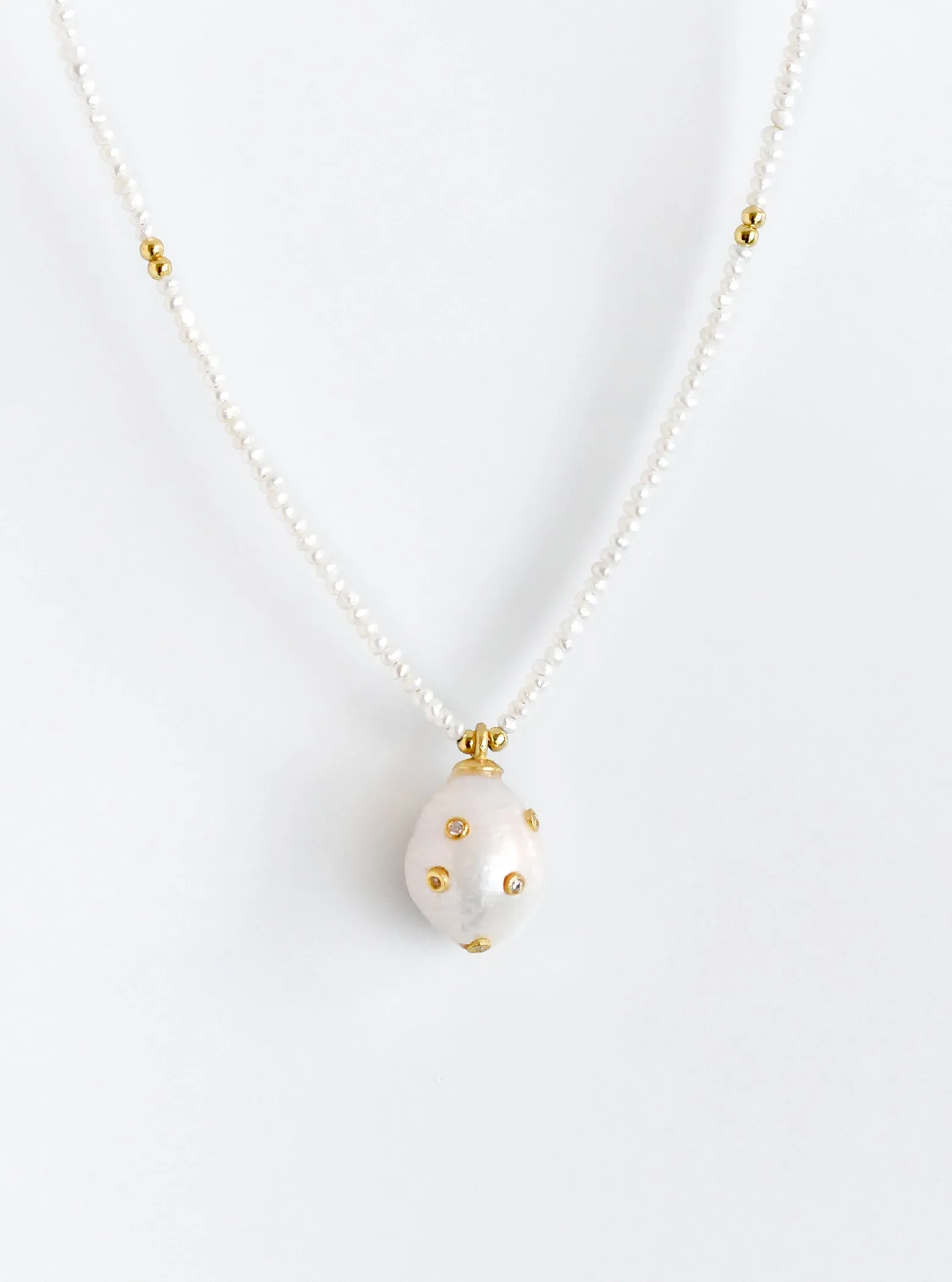 Natural Baroque Pearl with beaded Pearl Necklace