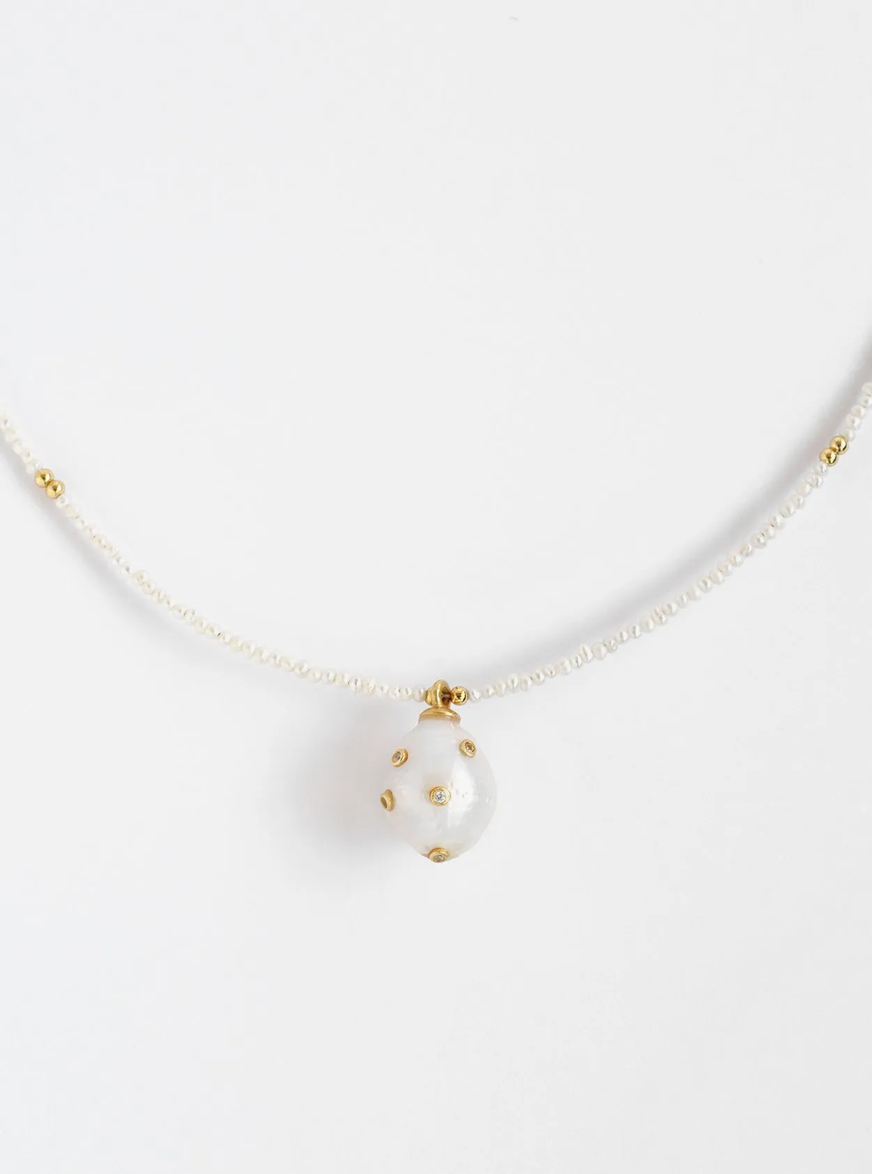 Natural Baroque Pearl with beaded Pearl Necklace