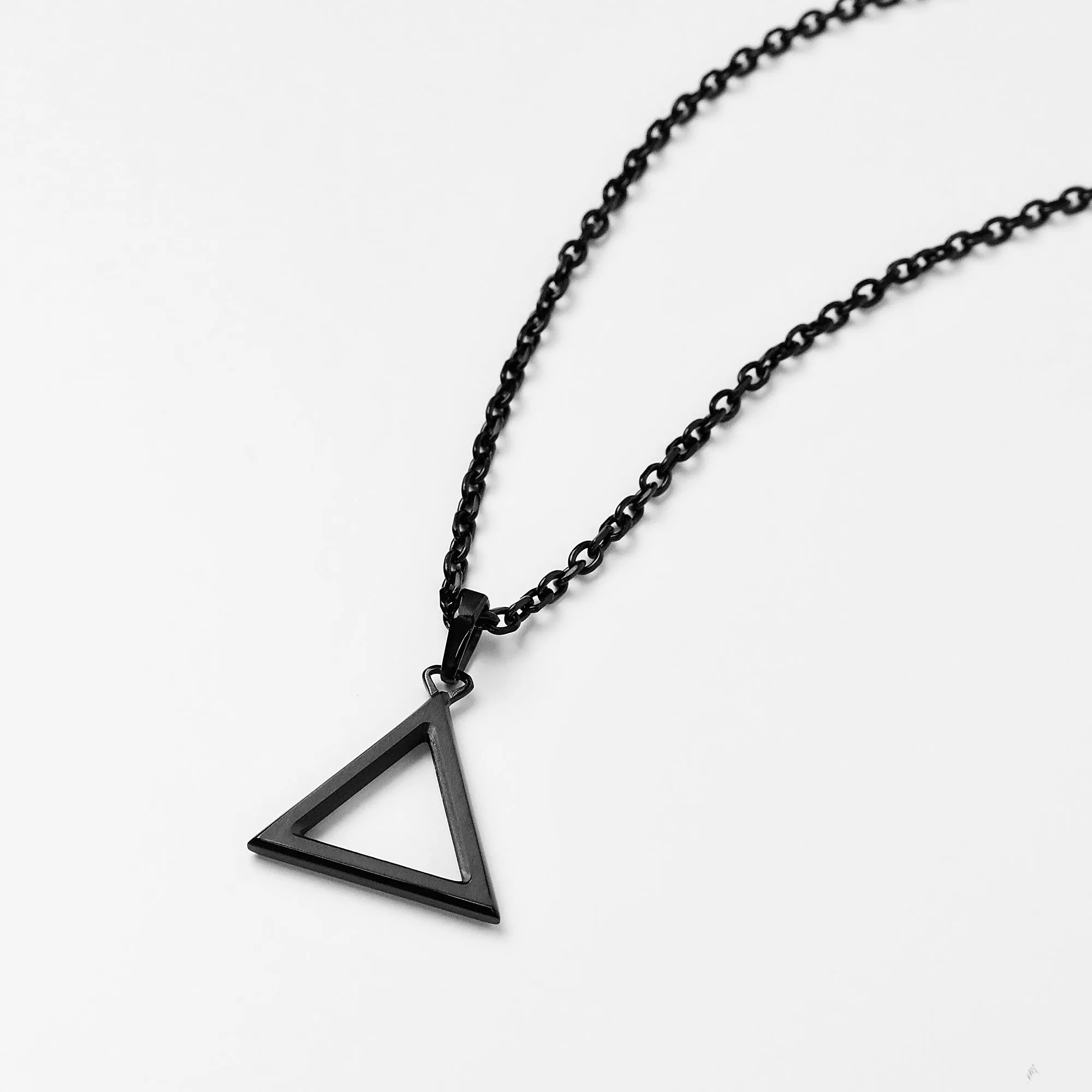 Nomad Triangle Necklace - Black