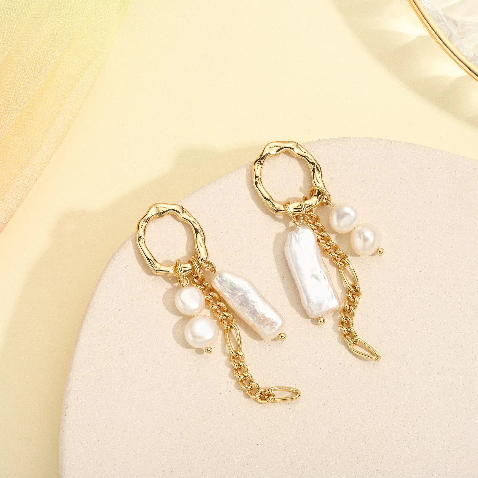 Pearl Dangle Earrings