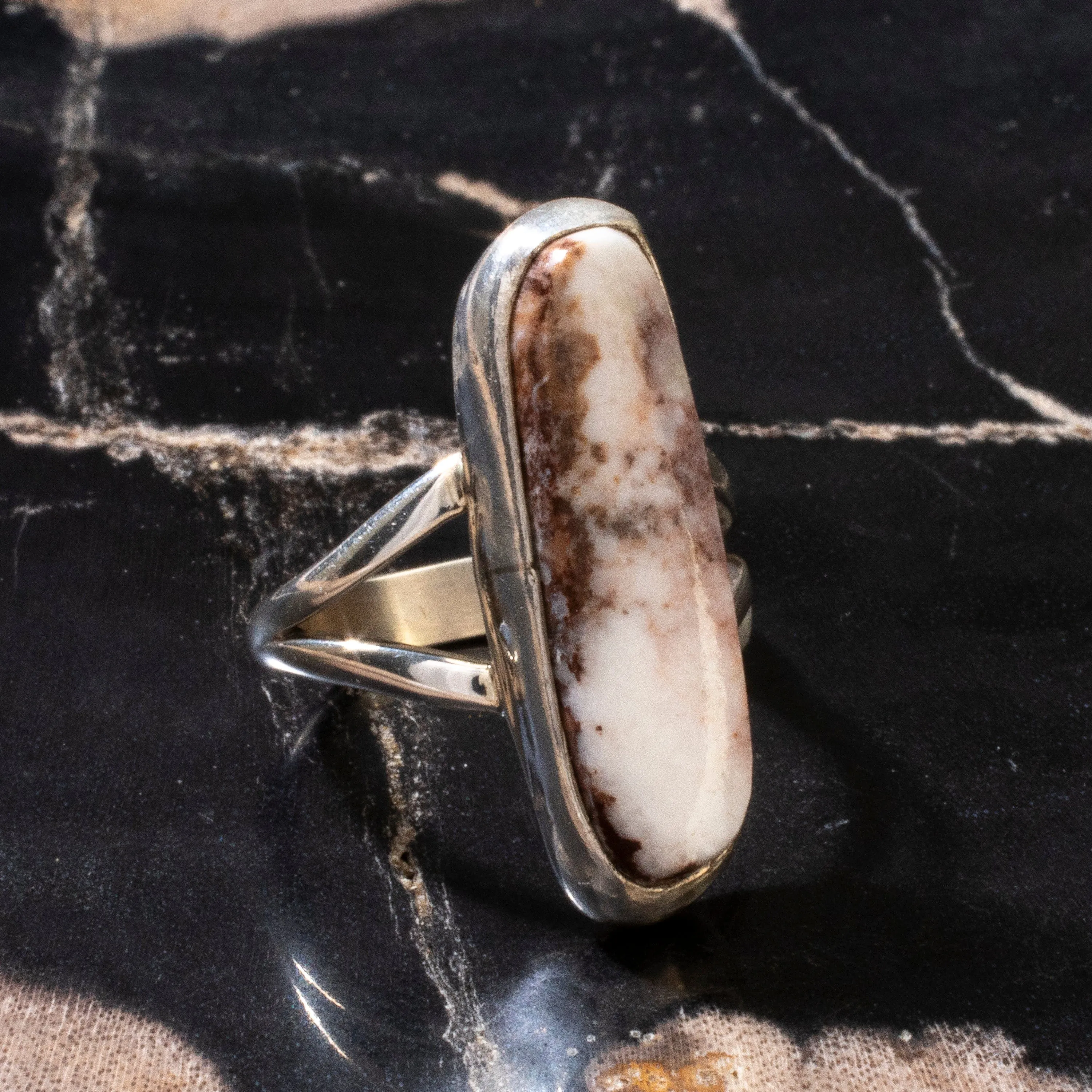 White Buffalo Turquoise Navajo USA Native American Made 925 Sterling Silver Ring